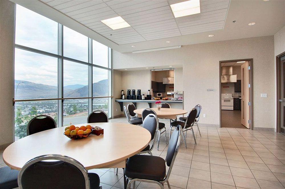 Residence & Conference Centre - Kamloops Exterior foto